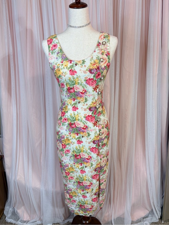 Vintage Dresses & Skirts - Vintage Nona Fashion, Floral Midi, Cottagecore, Pearl button, Garden Dress. 90s.